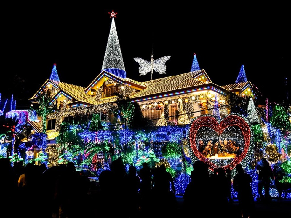 christmas village in filinvest antipolo
